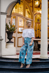 Sarinande Pants - Mystery Gardenia Print Blue Dreams